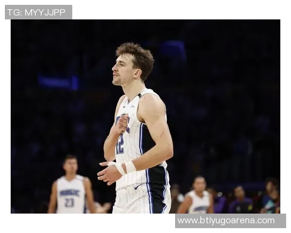 申京亚当斯谢泼德同场表现出色KD下场时球队进攻效率飙升至1225 申京亚当斯谢泼德同场表现出色KD下场时球队进攻效率飙升至1225